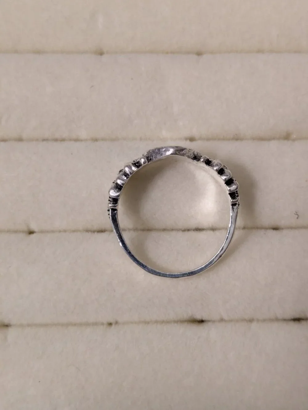 New!  Size 9 Hearts and Wings Silver Tone Ring